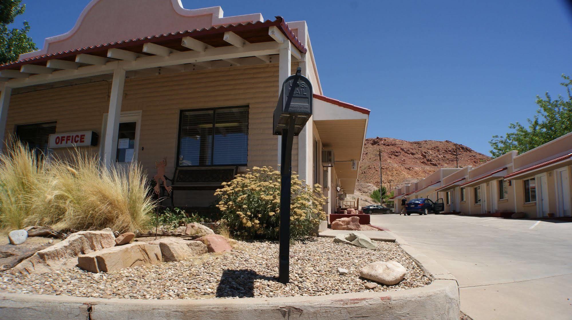 Adventure Inn Moab Exterior photo